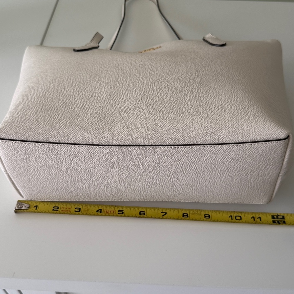 EUC Coach Outlet Zip Top Tote. Color: Chalk. - Picture 12 of 15